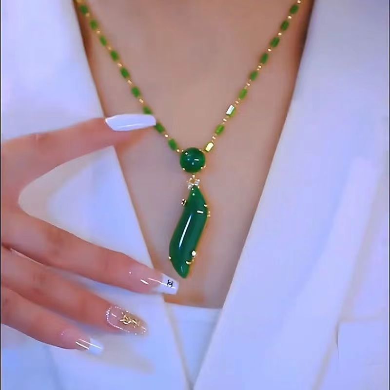 Necklaces Are Affordable Luxurious And Fashionable For Women