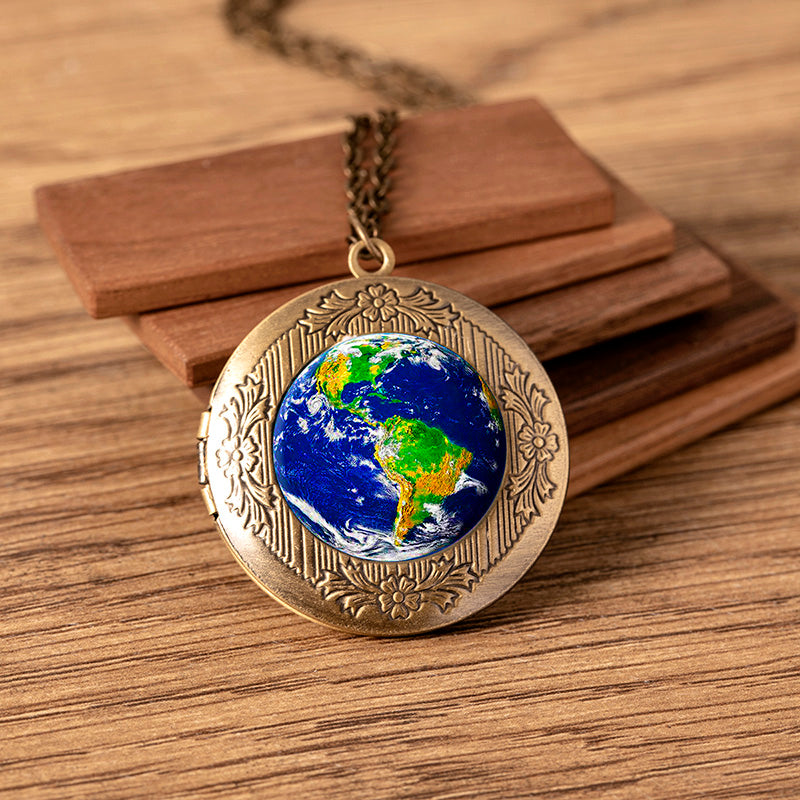 Vintage Bronze Photo Frame Locket Pendant Necklace Earth Panet Globe Glass Necklaces For Women Men