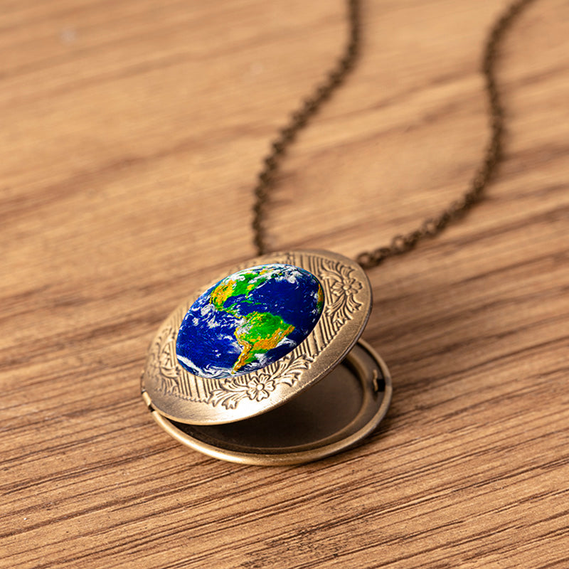 Vintage Bronze Photo Frame Locket Pendant Necklace Earth Panet Globe Glass Necklaces For Women Men
